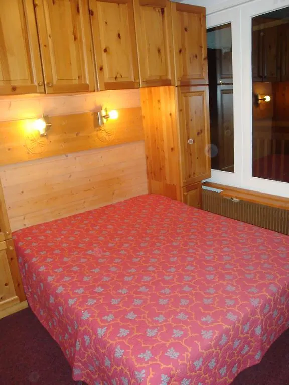 Appartements In Roc De Peclet By Piaunddirk Val Thorens Francie